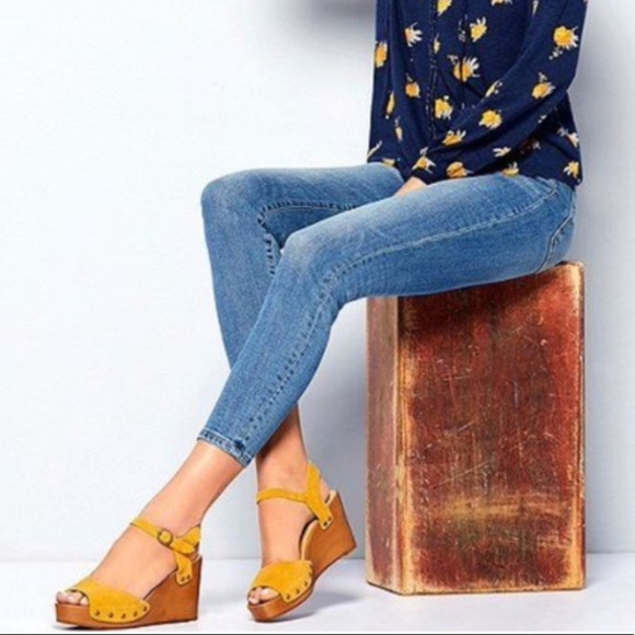 Lucky Brand Zashti Wooden Wedge Suede Sandals New - Picture 2 of 9